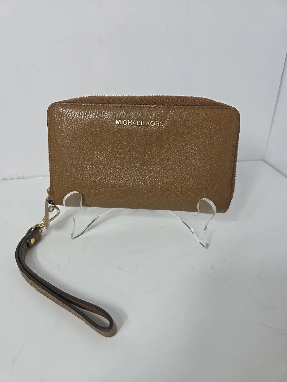 vtg michael kors brown solid leather zip around phone wallet full size classic